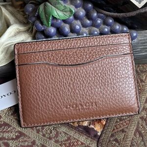 AUTHENTIC Coach calf Leather Card Holder with Clip